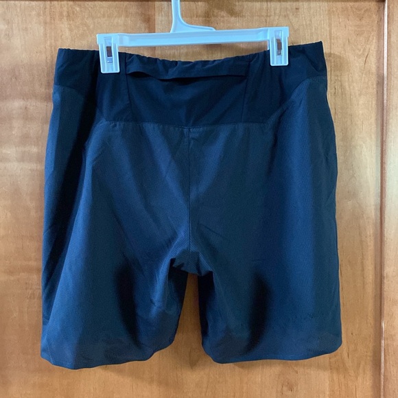 ON Running Men’s Lightweight Running Shorts XXL - Picture 3 of 7